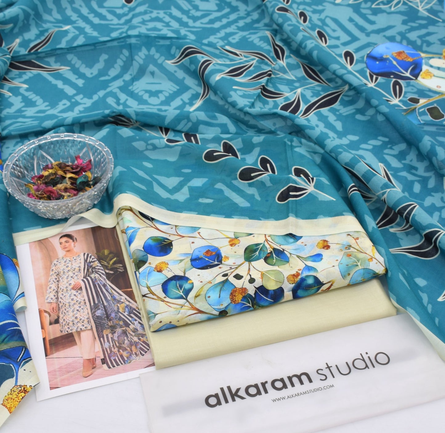 Alkaram 3-Piece Collection